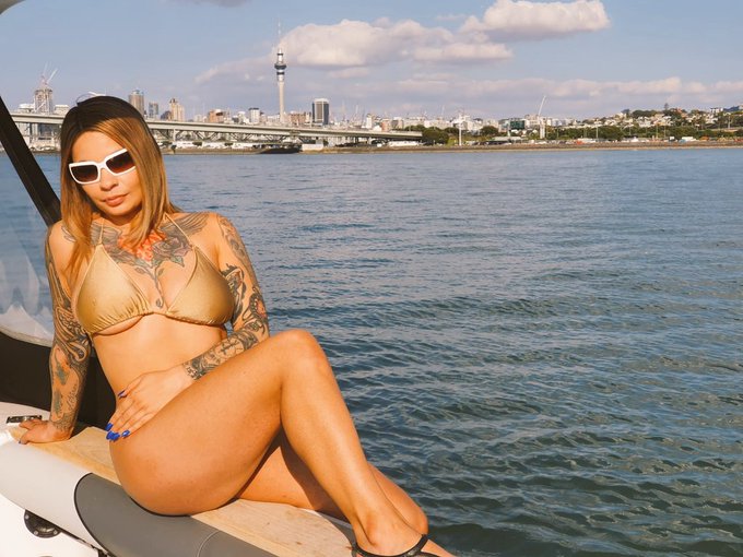 Out on the boat for the day in Auckland city! Follow my Snapchat badassbabe100 or only fans https://t<a href="/tag/lifestyle"class="tags"><span>#lifestyle</span></a><a href="/tag/snapchat"class="tags"><span>#snapchat</span></a><a href="/tag/tattoos"class="tags"><span>#tattoos</span></a><a href="/tag/like"class="tags"><span>#like</span></a><a href="/tag/bodyart"class="tags"><span>#bodyart</span></a><a href="/tag/follobackforfolloback"class="tags"><span>#follobackforfolloback</span></a>