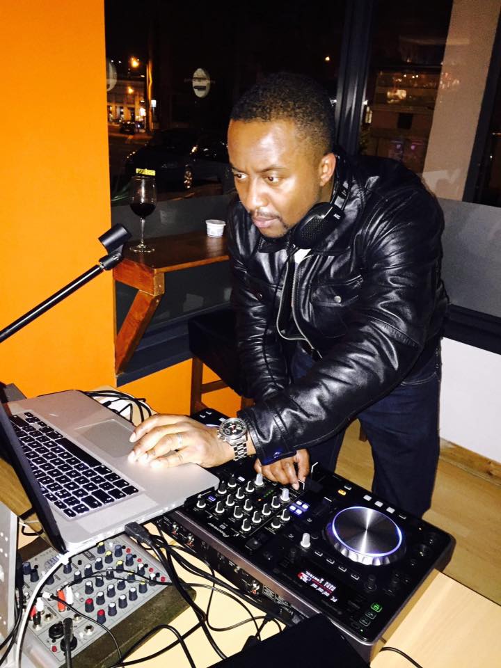 DjSlyUK's tweet photo. Shout out to Remember The Groove (Part 7) crew!  Tonight Thu 9th Apr should have been RTG7 @FlameAndFireLDN in Association w/ @WesterhallRumUK - However we know the score!
 
DJ's: @Sly1036 @FlorianeMcbain #ElijahHall &amp; #SmileyVariety 
PA:  @DCRMUSIC_ Supported By: @colourfulradio https://t.co/VShuNHhhsS