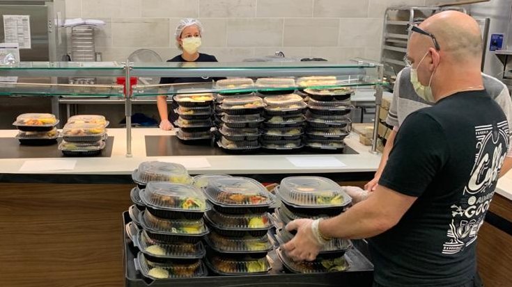 UMiamiHealth's tweet photo. Thank you to our community partners @Marlins for providing employees with delicious & nutritious meals served by @MorrisonHC as a way of thanking them for their incredible work during trying times. #MarlinsImpact #MarlinsFoundation #JuntosMiami #COVID19 #Grateful @CompassOneHC https://t.co/2a9lSN36yu