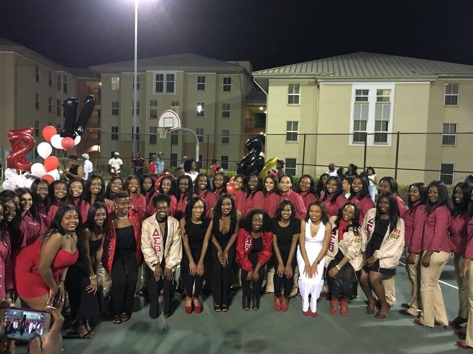 xLovely_Lady's tweet image. Happy Deltaversary 28 R.E.A.S.O.N.S. ❤️ 4 years flew by 😭  #SPR16 #LightlySeasoned