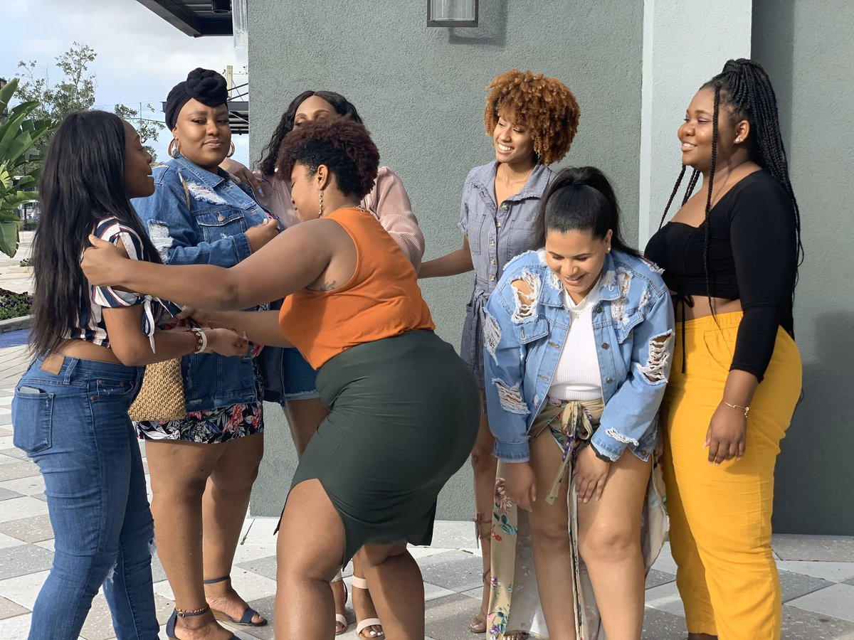 xLovely_Lady's tweet image. Happy Deltaversary 28 R.E.A.S.O.N.S. ❤️ 4 years flew by 😭  #SPR16 #LightlySeasoned