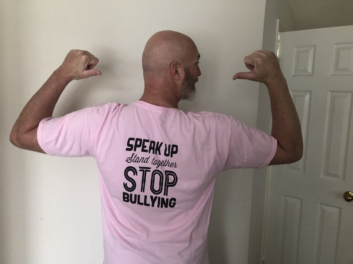 SCDSB_Schools's tweet image. 📢Attn SCDSB staff! This week&apos;s #SCDSBScoop is now live! In this week&apos;s episode we recognize #InternationalDayofPink by sharing photos and speaking with @DH_scdsb about the importance of this special day. #VirtualDayofPink💗

📽️Watch today&apos;s episode now:
bit.ly/2y5KVaI