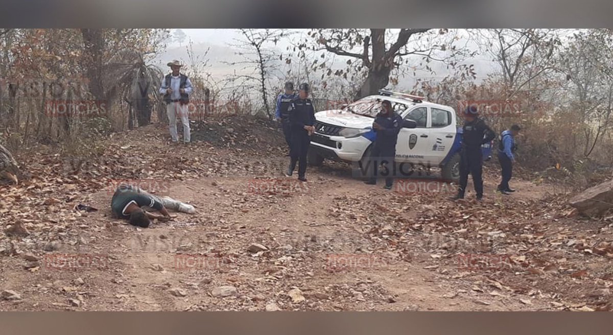 VisionTV_Ol's tweet photo. La mañana de hoy jueves se reporta una persona muerta en el sector de la Laguna Bruja, La Unión, Olancho; Familiares que llegaron al lugar del crimen lo identificaron como Juan Carlos Funez Cruz, originario de El Escribano Yocón, Olancho, causa de muerte impactos de arma de fuego https://t.co/ZDa6MG5ukc