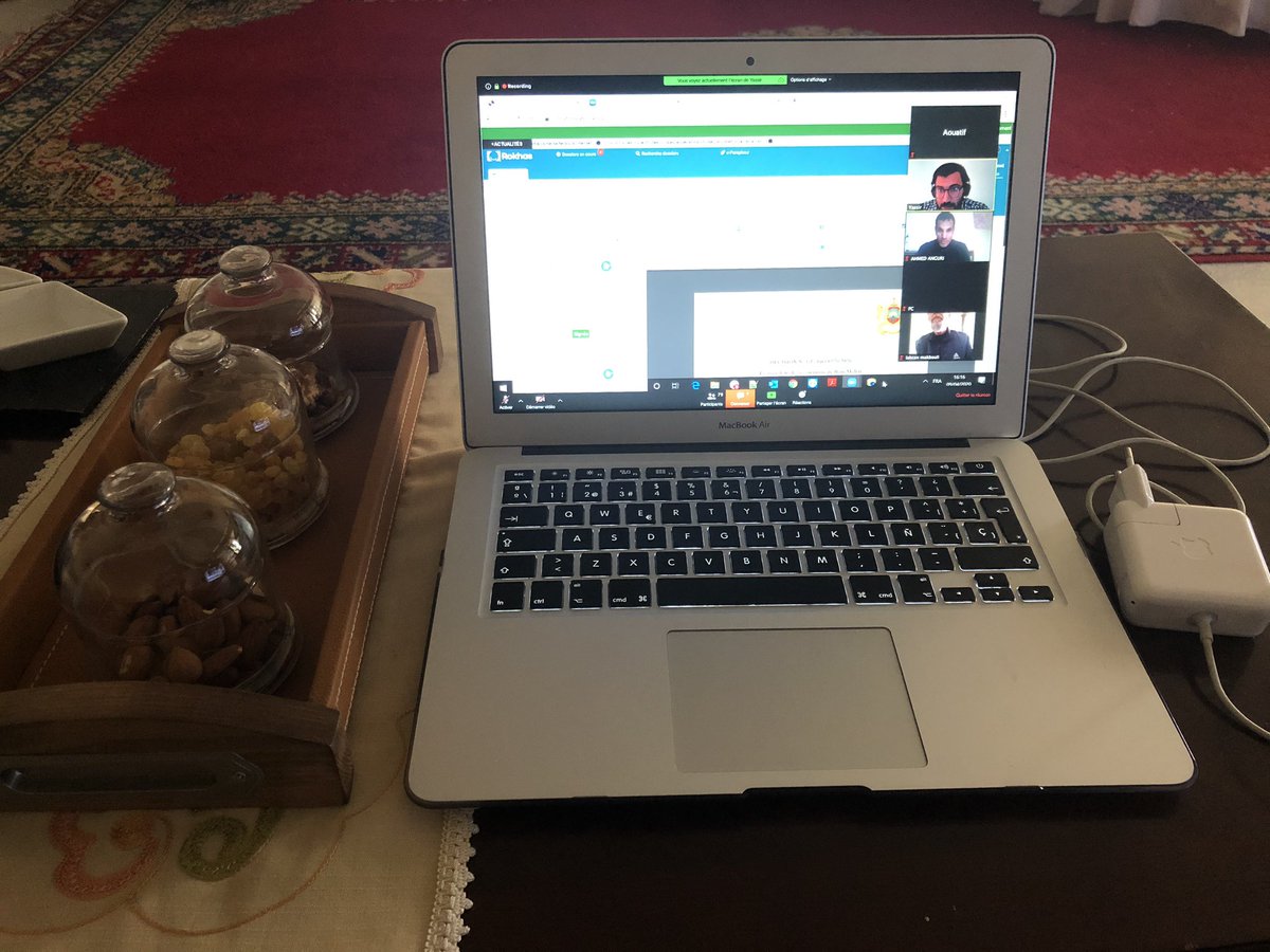 ChfairaAouatif's tweet photo. Mon espace #confinement  et en direct sur webinar de la formation #Rokhas avec la participation de plusieurs Régies et entreprises de distribution d’eau, d’électricité et d’assainissement liquide à savoir #Redal #Amendis ..... https://t.co/7Lb0suOgst