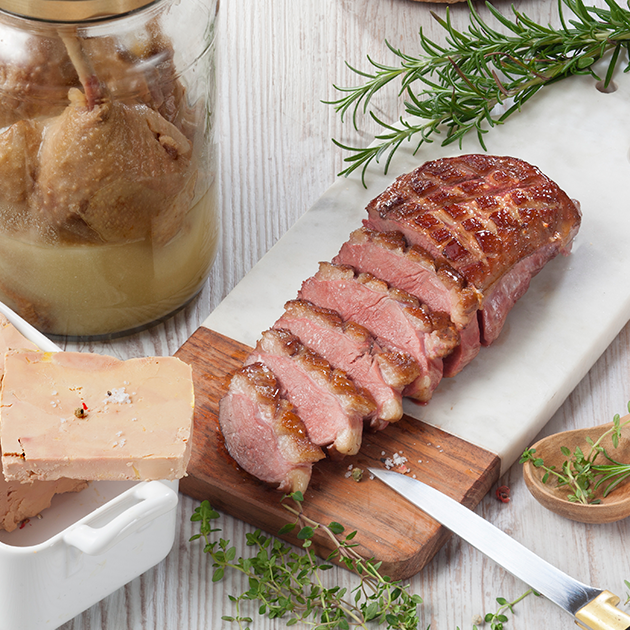 MariePierrePe's tweet photo. Coronavirus : les Professionnels de la filière Foie Gras, Magret et confit de France, le CIFOG, en appellent à la solidarité de la distribution et des consommateurs Français https://t.co/jKWXpWpQGp https://t.co/vHALKJbHKL