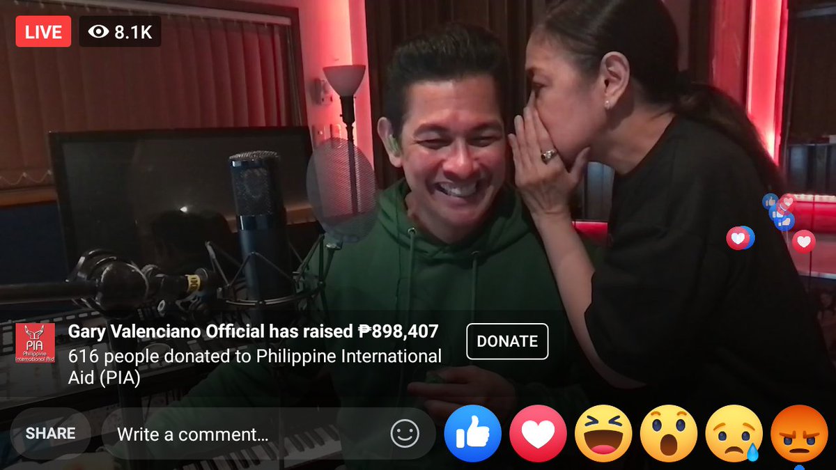 lising_erika's tweet photo. My #GarGeli ❤ I love you both soooo much! ❤😘 Hi Tito @GaryValenciano1 and Tita @AngeliPV ❤ https://t.co/F8qurSHFrg