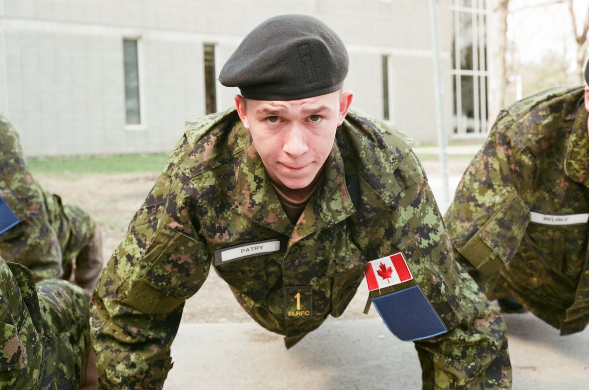 thenfb's tweet photo. 📸 Photos by director Jean-François Caissy, taken at the St-Jean-sur-Richelieu and Farnham military bases during the research phase of his #documentary FIRST STRIPES (Premières armes).

▶️ It's free to stream, watch now → https://t.co/7XPMstuDgw  
#NFB #FirstStripes https://t.co/pE1dakqHzt