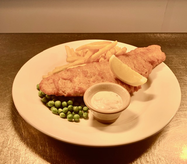 Don't forget we've our brand new frozen fish takeaway available from Pippin. Just what Friday nights call for! £5.50 for one, £10 for two, or £19 for four. Includes a generous portion of cod, fries, peas and tartare sauce. GF unbattered cod also available! stokebynayland.com/store/