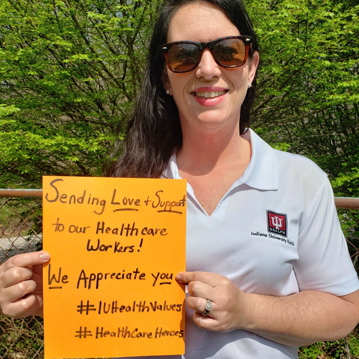 DixJess's tweet photo. Sending love & support to our Healthcare workers! 🙌❤
We appreciate you.
#iuhealthvalues #HealthCareHeros
From your IU Health system Financial and Rev Cycle team. https://t.co/tbM4gJX419