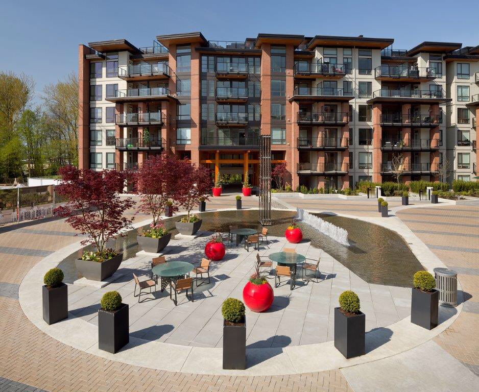 AderaHome's tweet photo. #pastcommunity - The Shore #northvan #adera50 https://t.co/OrcTY4F1EW https://t.co/NnrzjsHiAZ