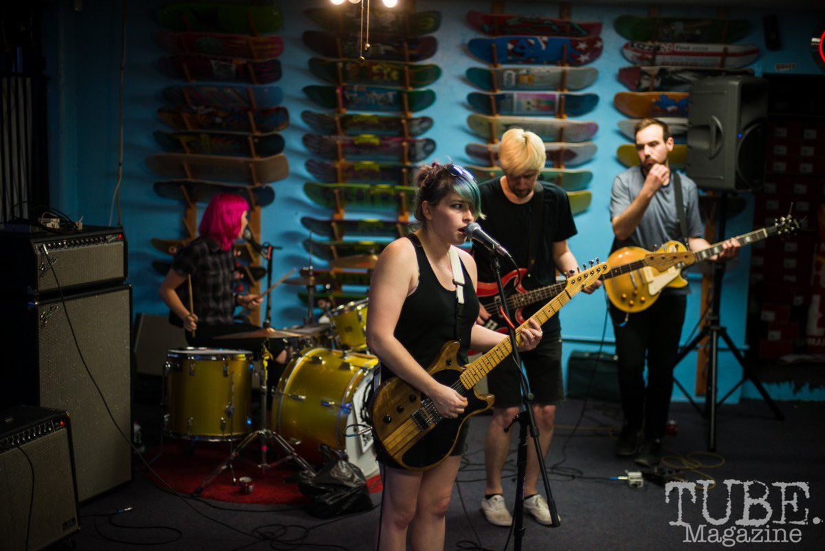 brat_mag's tweet photo. #tbt Sneeze Attack at Boulevard Skate Shop in Sacramento, California for Tube Magβs 4th Issue Release Party with West Lords and Destroy Boys π₯ June 3rd, 2016 #sneezeattack #brat #bratpunk #punk #punkrock #rock #music https://t.co/m2JnaBWH9s