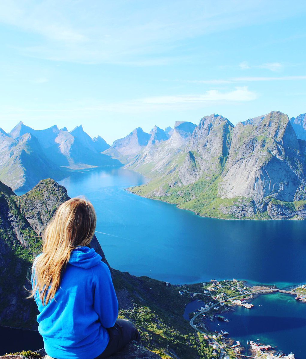 Tomorrow they are flying to moscow. Travel tomorrow. Travel tomorrow. Anantara al jabal al akhdar. Tomorrow they are flying to moscow.