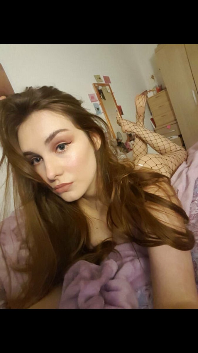 dilaraatess18's tweet photo. Özel bölgelerimi atamıyormuşum 🍑 RT ve takip edenlere özelden atıcam ❤ https://t.co/x66pBqFLEY