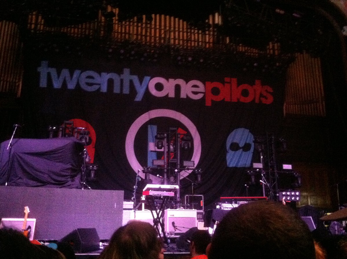 no matter how much i joke around twenty one pilots will always have a huge chunk of my heart.feeling nostalgic - here’s some throwbacks.