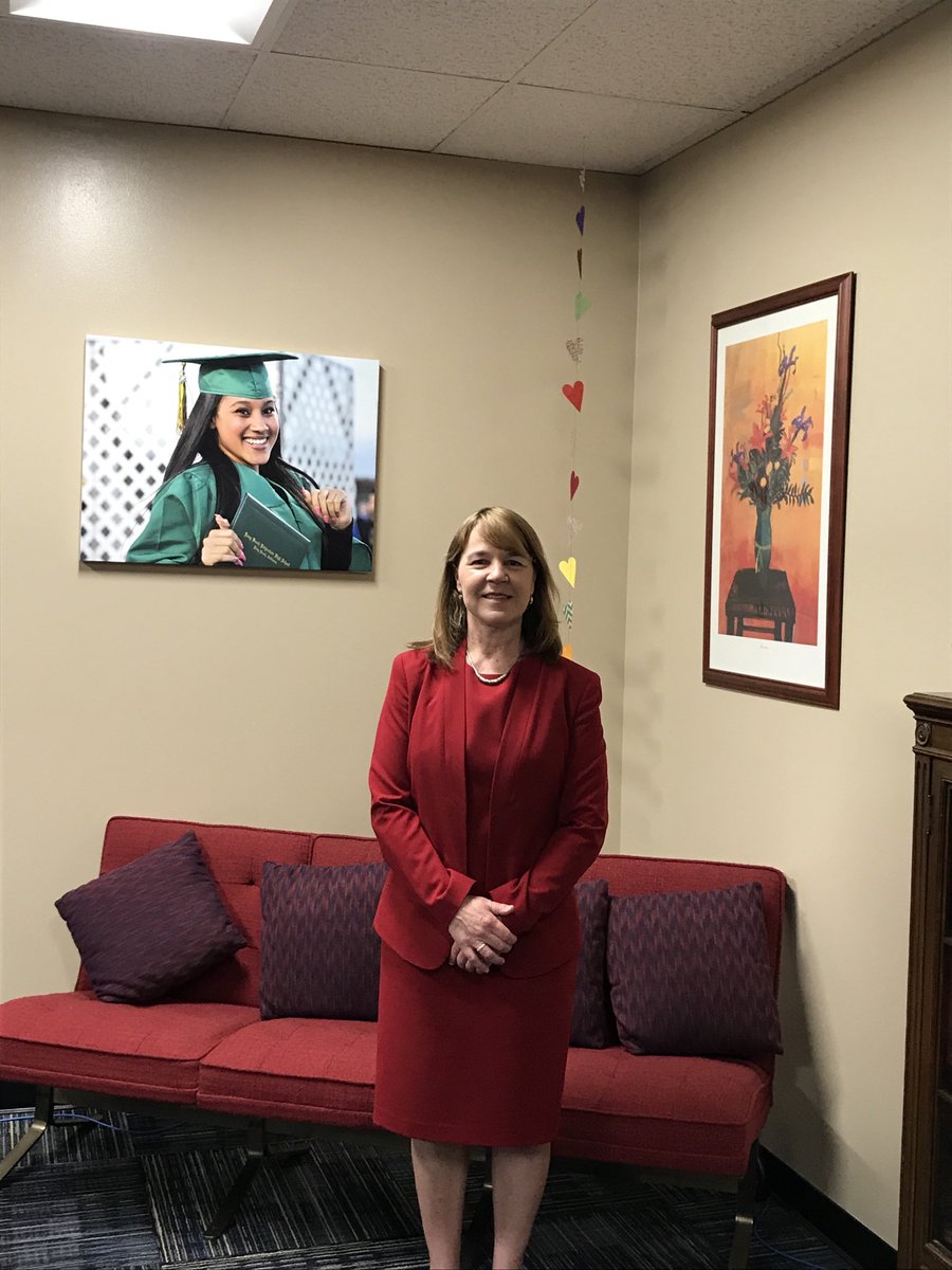 SuptSteinhauser's tweet photo. Congratulations Dr. Baker on being selected as LBUSD’s next superintendent. The greater Long Beach community is blessed to have you at the helm of its school system. #equity #ProudtobeLBUSD https://t.co/ciZeXrLWhu
