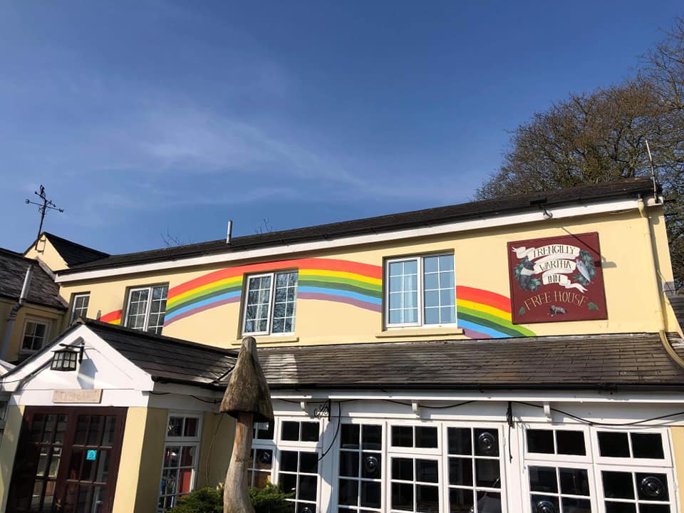 BBCCornwall's tweet photo. Check out the 🌈 on the Trengilly Wartha Inn near Constantine ahead of the #ClapForOurCarers at 2000 tonight 😍

@trengilly landlord Will Lea will be chatting to @TiffyTrus after 1800 https://t.co/Nu5MeFMWKi