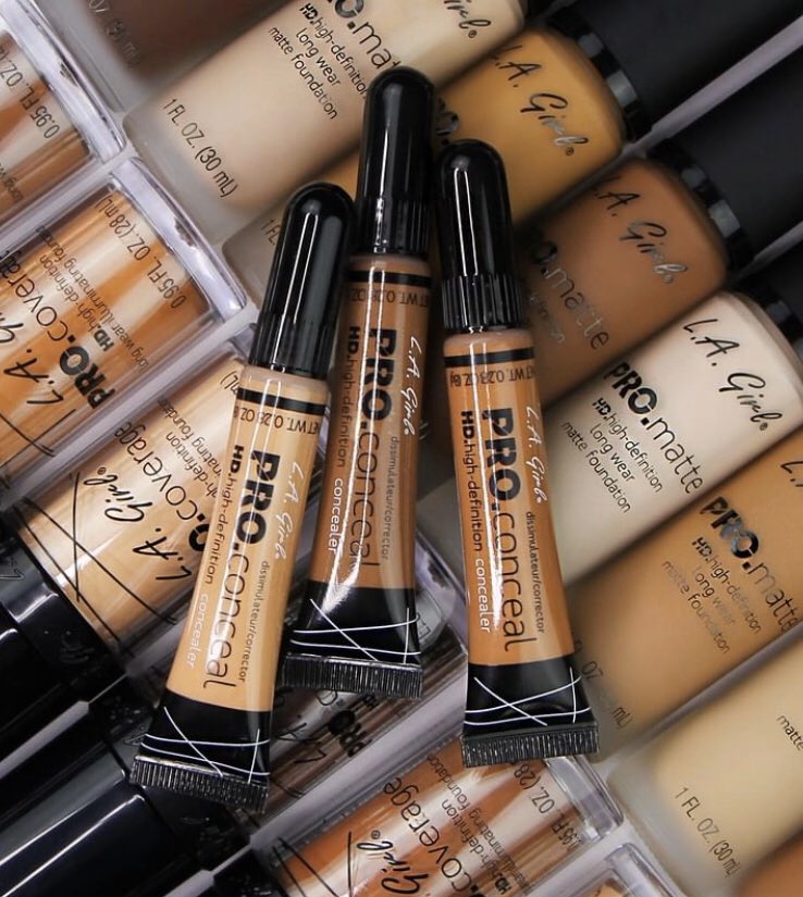 Jembiebeauty's tweet photo. We are mobile🤗#Makeupbar https://t.co/d8XDdVP937