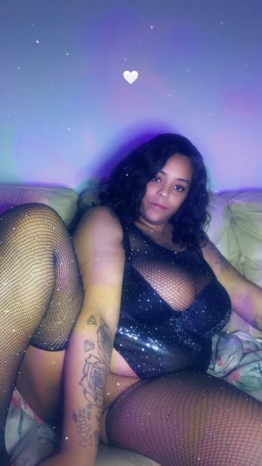 I&rsquo;m such a jewel https://t.co/noDjtrJVlc<a href="/tag/atlanta"class="tags"><span>#atlanta</span></a><a href="/tag/bbw"class="tags"><span>#bbw</span></a><a href="/tag/slut"class="tags"><span>#slut</span></a><a href="/tag/thursdayvibes"class="tags"><span>#thursdayvibes</span></a>