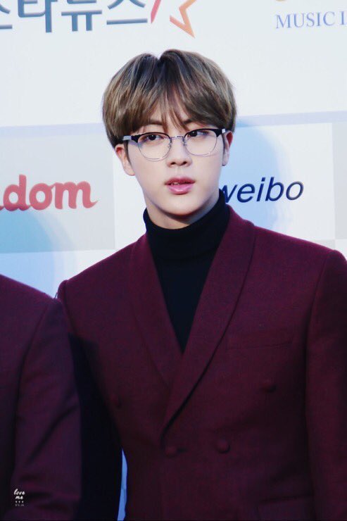 seokjin in turtlenecks; a necessary thread