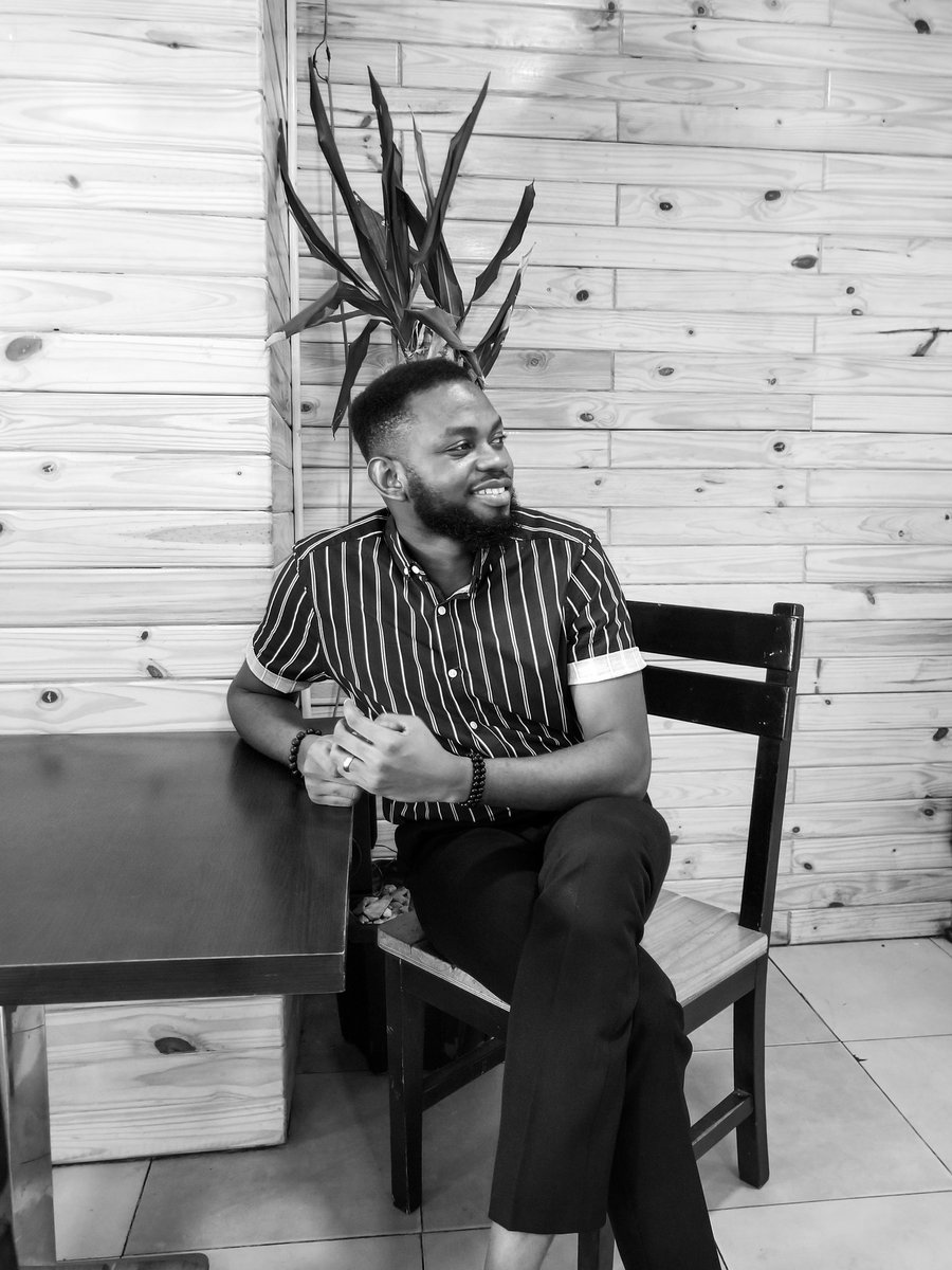 Oluwarufus's tweet photo. 𝗜 𝗴𝗼𝘁 𝘁𝘄𝗼(𝟮) 𝗴𝗼𝗼𝗱 𝗻𝗲𝘄𝘀 𝘁𝗼𝗱𝗮𝘆 𝗮𝗻𝗱 𝘁𝗵𝗶𝘀 𝗶𝘀 𝗵𝗼𝘄 𝗜'𝘃𝗲 𝗯𝗲𝗲𝗻 𝘀𝗺𝗶𝗹𝗶𝗻𝗴 😊😁

#joyunspeakable #modelgang #beardgang https://t.co/Au5JkTWkZX