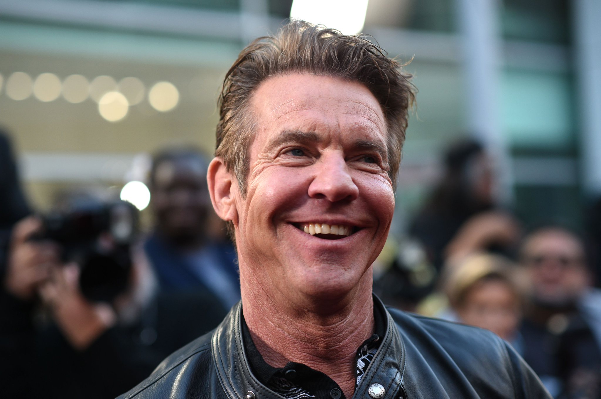 HAPPY BIRTHDAY to Dennis Quaid. Good actor. 