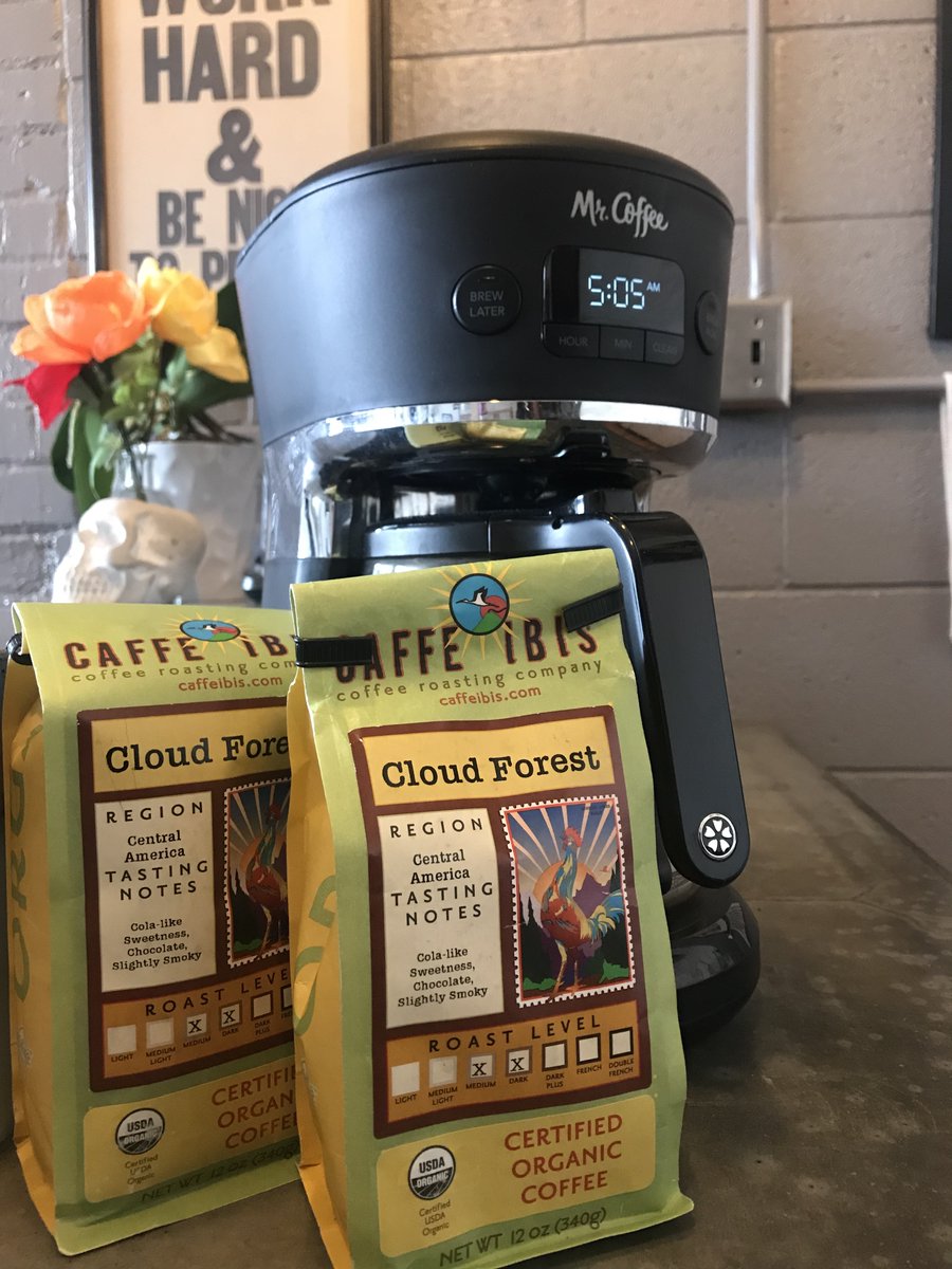 SLUG Magazine tweet media