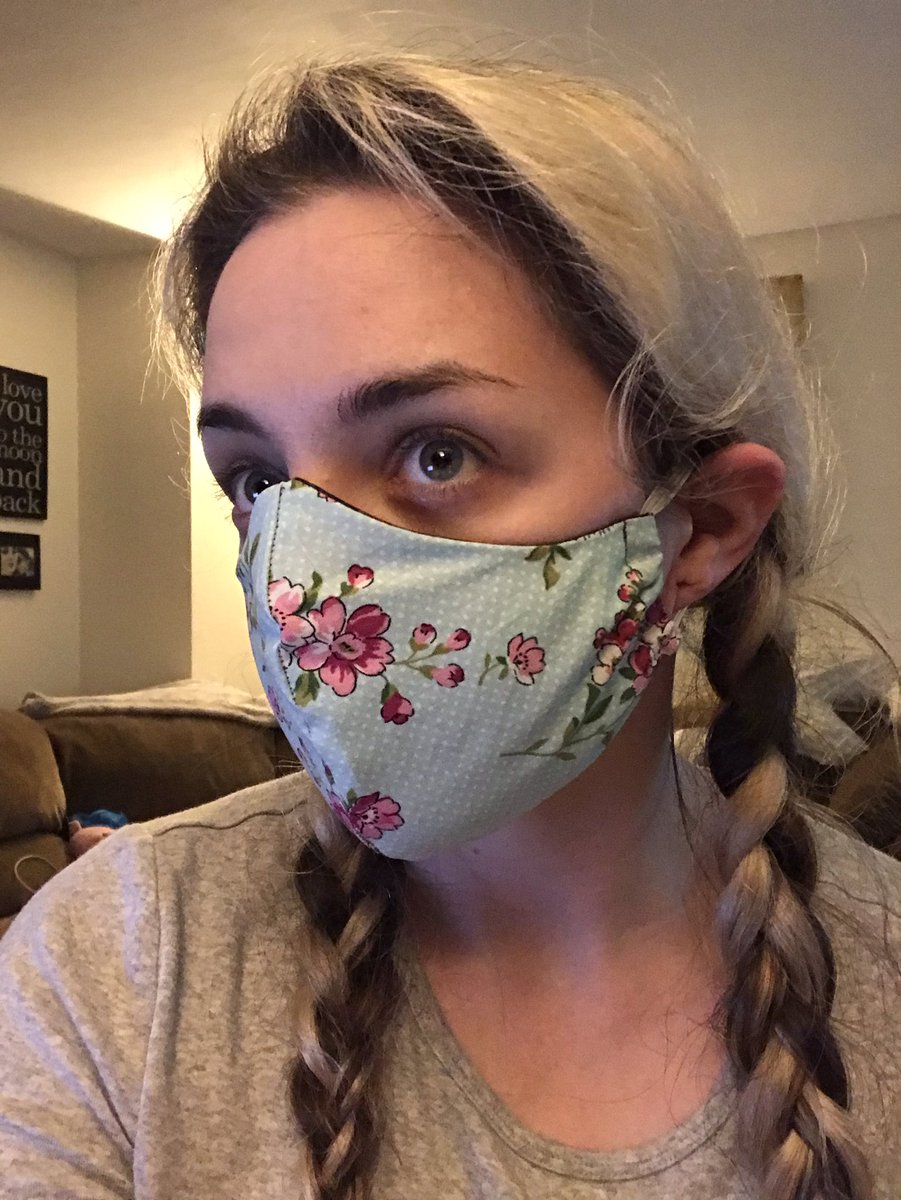 cannamamama's tweet photo. To anyone who ordered masks from me, I improved my design even more now. The elastic is sewn in way better than before. Please message me for a coupon code for a discount on your next order so I can make up for my lack of supplies that prevented me from doing this to start! https://t.co/DJfirRi3F3