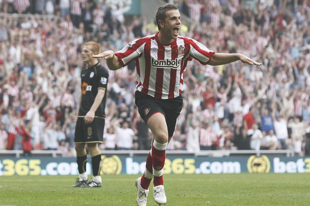 During his time with Sunderland, Henderson played 79 games, totting up 11 assists and 5 goals.Graeme Anderson: ”Jordan instantly took to being part of the first team, whether that be playing wide on the right or in central midfield, but among the fans he divided opinion.”