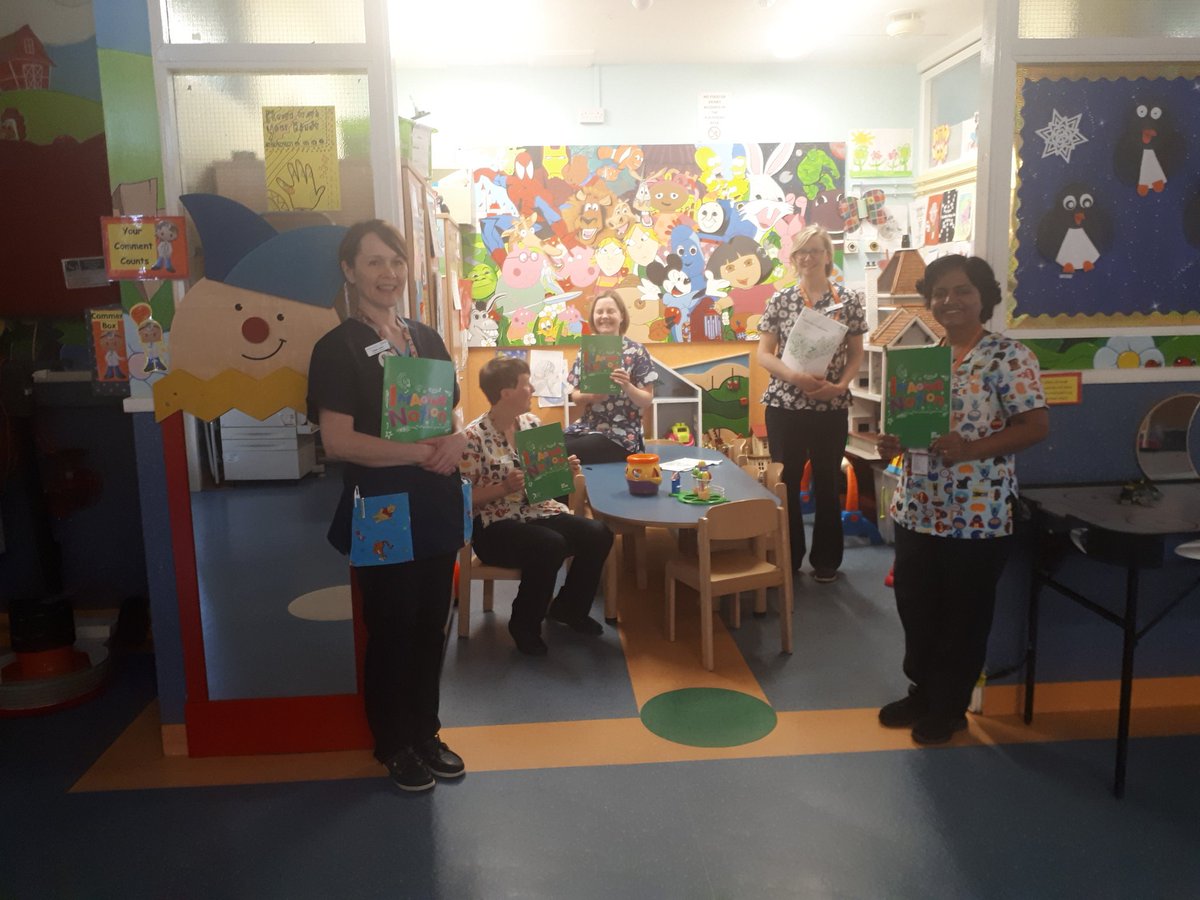 Deirdre40505532's tweet photo. A few of the @anpost initiatives that are putting a smile on the @NursingOlol on the 5th floor during these difficult times #COVIDー19 https://t.co/PRhegVrLxE