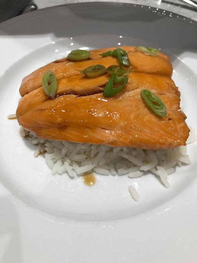 Day 6 of #NINEgella: The <a href="/Nigella_Lawson/">Nigella Lawson</a> Mirin Glazed Salmon. Another delicious recipe that is so easy and quick to make. Now one of my favourite salmon recipes - definitely to be remade! Recipe: nigella.com/recipes/mirin-… #coronacooking #QuarantineCooking #coronacation