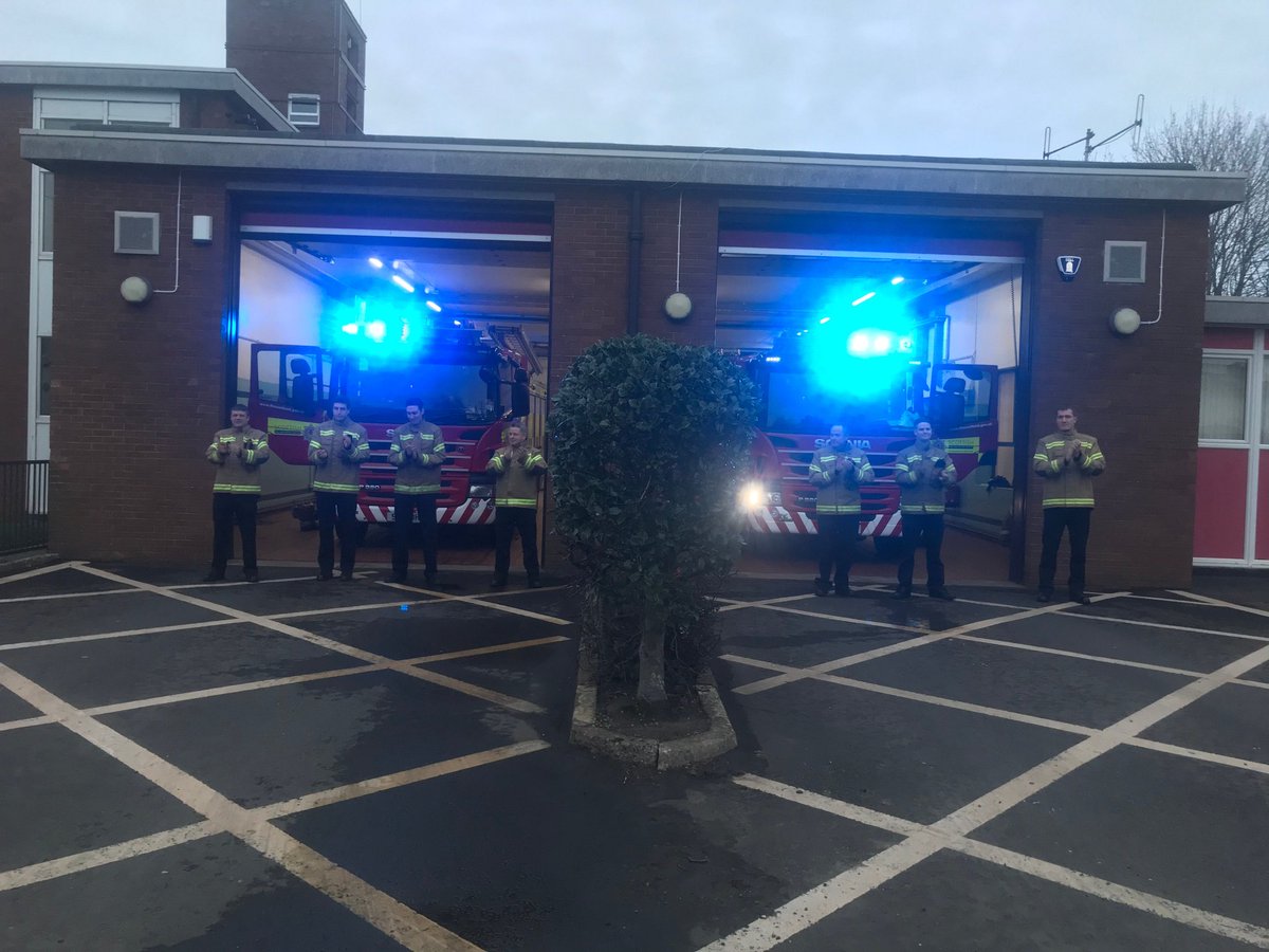 LSOCityofGlasgo's tweet photo. More Glasgow Fire stations #clapforcarers
tonight. Huge respect to the NHS and other essential workers: whatever it is you do to help our communities through these challenging times.
@fire_scot 
@scotfire_glasgo https://t.co/uTzIp5ux77