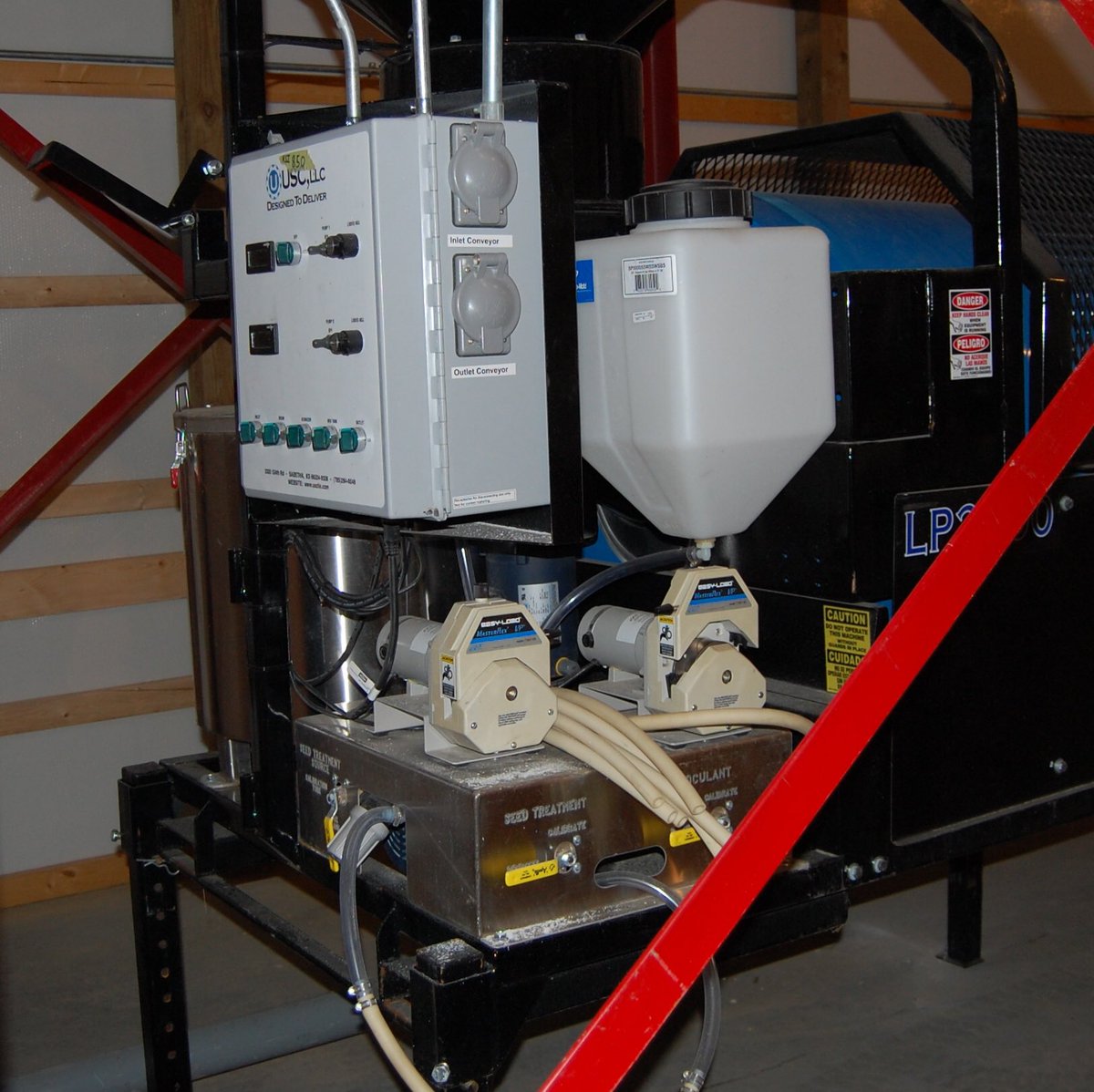 DirectEntInc's tweet image. #SeedTreating Season is here!  R u using a ⁦@USC_LLC⁩ #LP800 #LP2000 &amp;amp; needing an upgrade or a refresher? Parts? Tips &amp;amp; Tricks on being more accurate? The the #DEITeam can take care of u.   ⁦@pottinger_ryan⁩ @danielfedders⁩ @bobjoehl⁩ @DustinWoebbeki1⁩