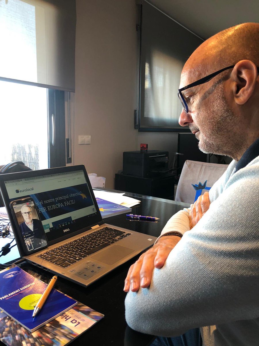 JOAQUIMMILLAN's tweet photo. Avui escoltant a @TarradellasEU de la @ComissioEuropea 🇪🇺 al #covtalks explicant la resposta europea a la crisi del #covid19 🦠 Cal estar informats de primera mà 😊 https://t.co/EcVynF9beA