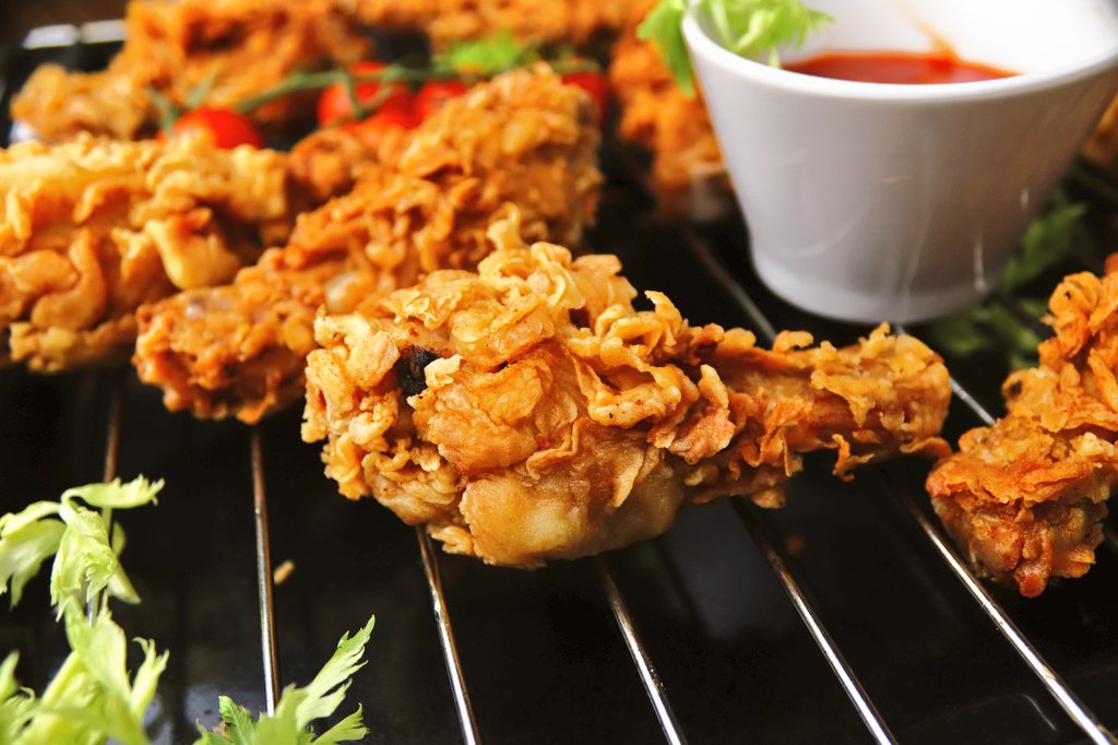 Vivek3489's tweet photo. We tried this for our YT last week 
#RateMyKFC 
https://t.co/n9UmZMu6Uh
Please rate recipe as well ;) 
KFC love from INDIA @KFC_UKI @KFC_India https://t.co/jxMTp03XeJ