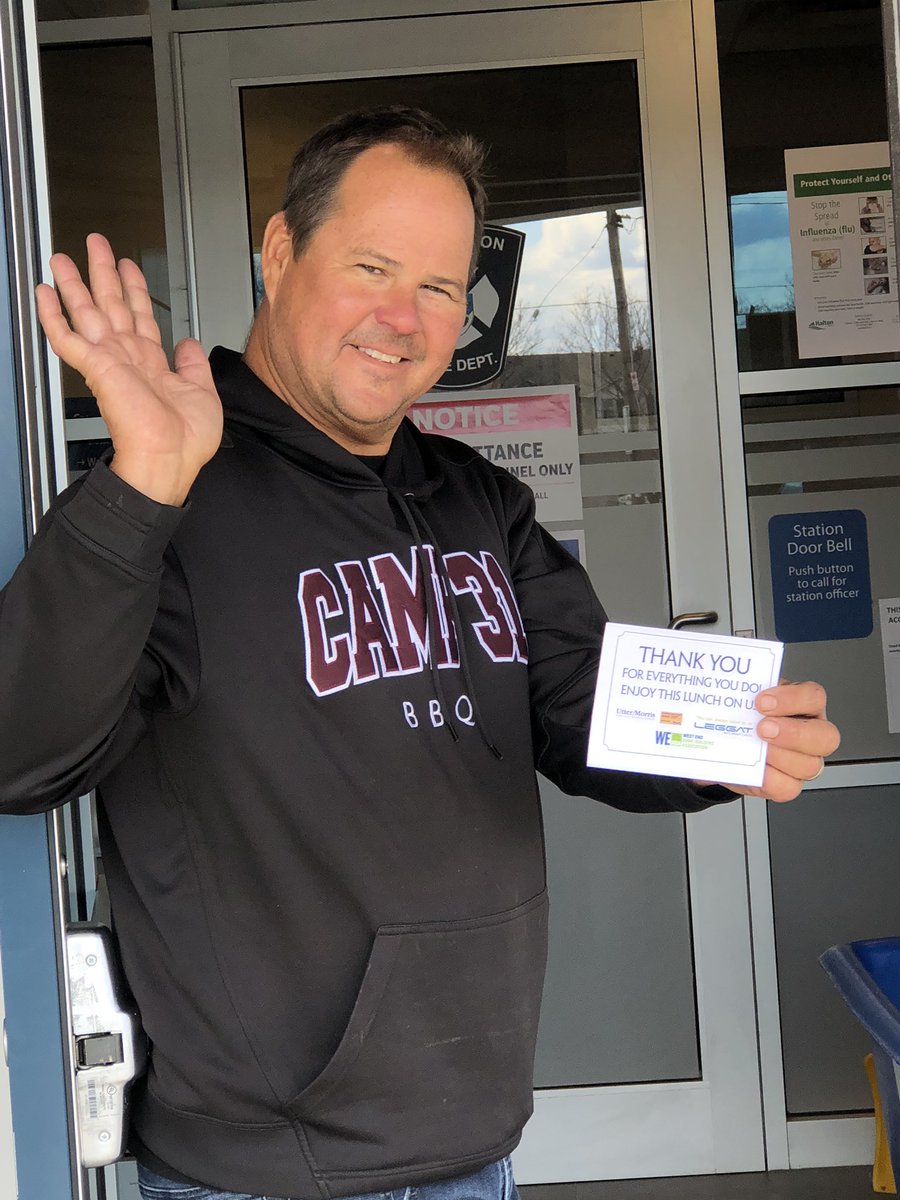 Who wants <a href="/Camp31BBQ/">Camp 31 BBQ</a>?! We’re bringing some love to #BurlON firefighters &amp; EMS today care of some other incredible sponsors: <a href="/UtterMorris/">Utter Morris</a> <a href="/WestEndHBA/">West End HBA</a> <a href="/BurlingtonFire/">Burlington Fire Dept</a> <a href="/RegionofHalton/">Halton Region</a>