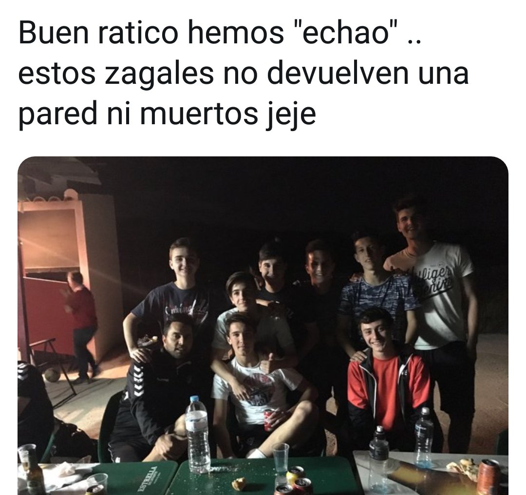 raulcl79's tweet photo. Recuerdos de años muy buenos ❤🔝⚽ @ikir52876 @sergio_marco11 @Javier_M00 @pabliito_6 @Elkeke4_ @Torri_Jr @Joaquin_Beltra ... ahí descubrí la importancia de defender bien una pared😉 https://t.co/S3NbueCotF
