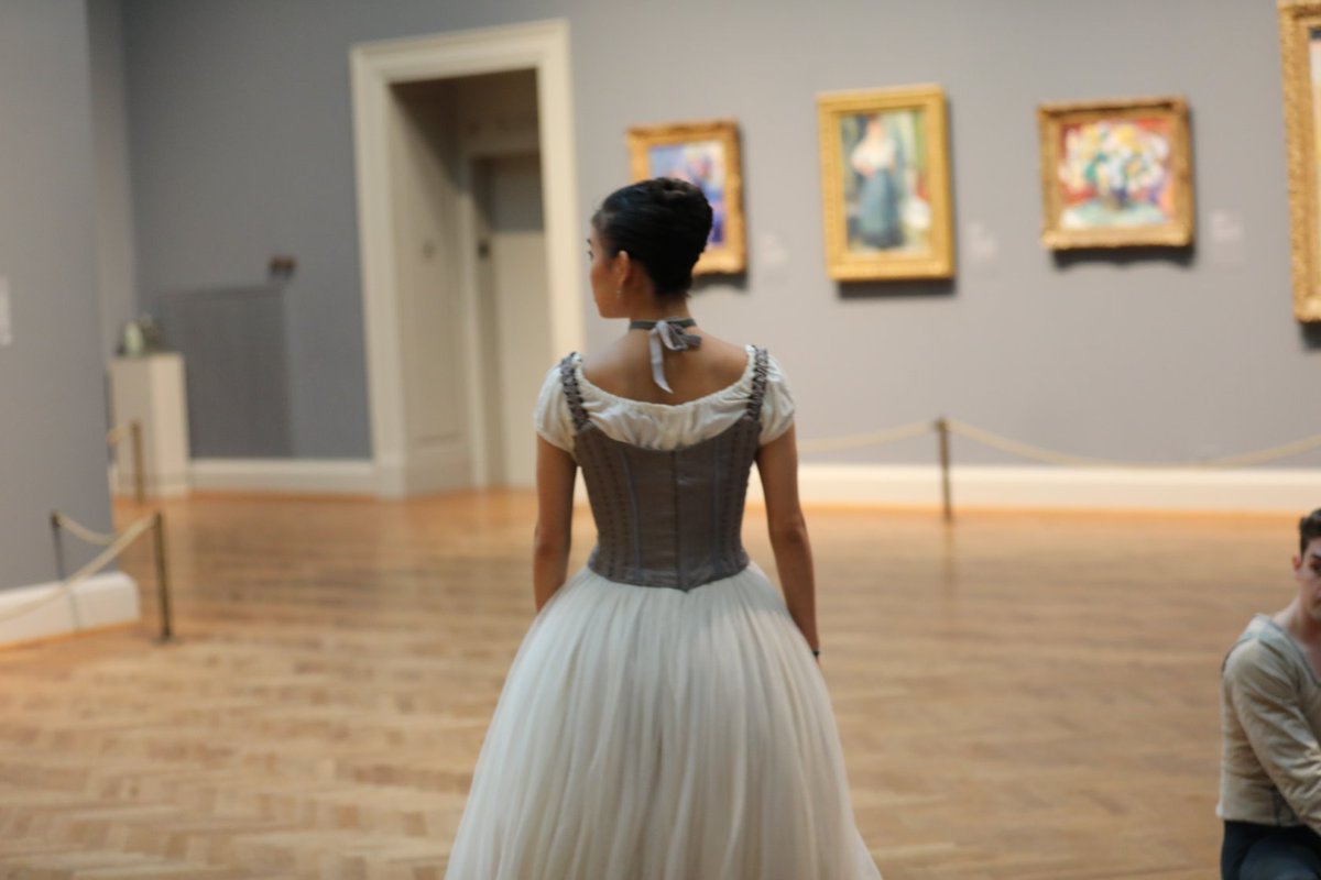 The Art Institute of Chicago tweet media