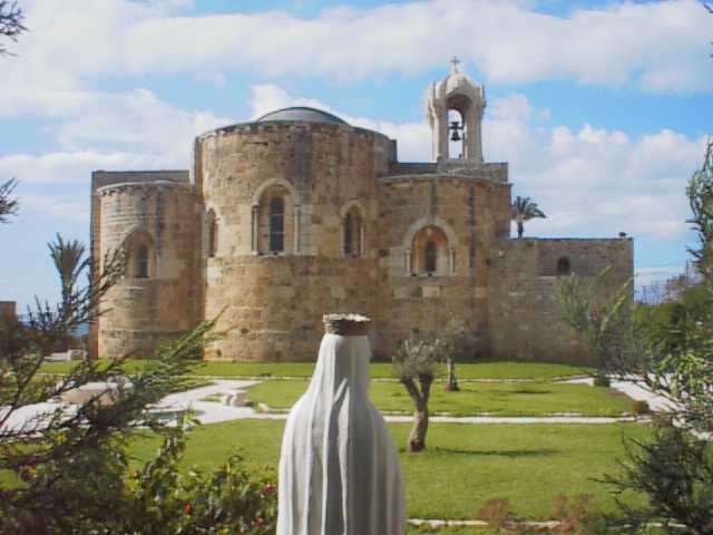 5) Maronite Cathedral St. John Mark - Byblos - is dedicated to John Mark, patron saint of the town, who is said to have founded the first Christian community of Byblos. The church itself was built in 1115 AD by the Crusaders, originally as the Cathedral of Saint John the Baptist.