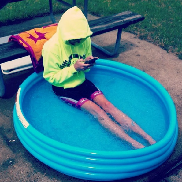 SLS3USA's tweet photo. Ice bath after your in home bike workout and flutter kicks for that water feeling - two birds, one stone! All while staying connected to your fellow athletes! 💪🏼🏋🏼‍♂️
#teamsls3 #homeworkout #sls3usa #sls3 #makeyourimpact #whywetri https://t.co/ufuipC2fJP