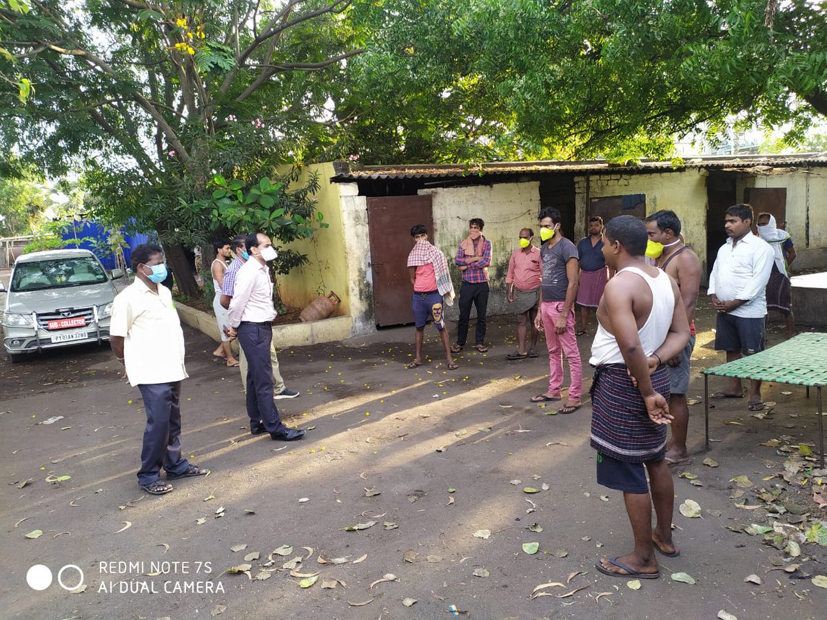 SubColl_Pudcy's tweet photo. Reaching out to #migrantworkers and #stranded ones here. Ensuring food and shelter. 

@LGov_Puducherry @CMPuducherry @AshwaniKumar_92 @CollectorPuduc1 @dir_labourGuj @LRD_Bihar @RajasthanLabour @jharkhand181 @LabourOdisha @PoliceRajasthan @bihar_police @odisha_police @Uppolice https://t.co/t7icTWQp8n