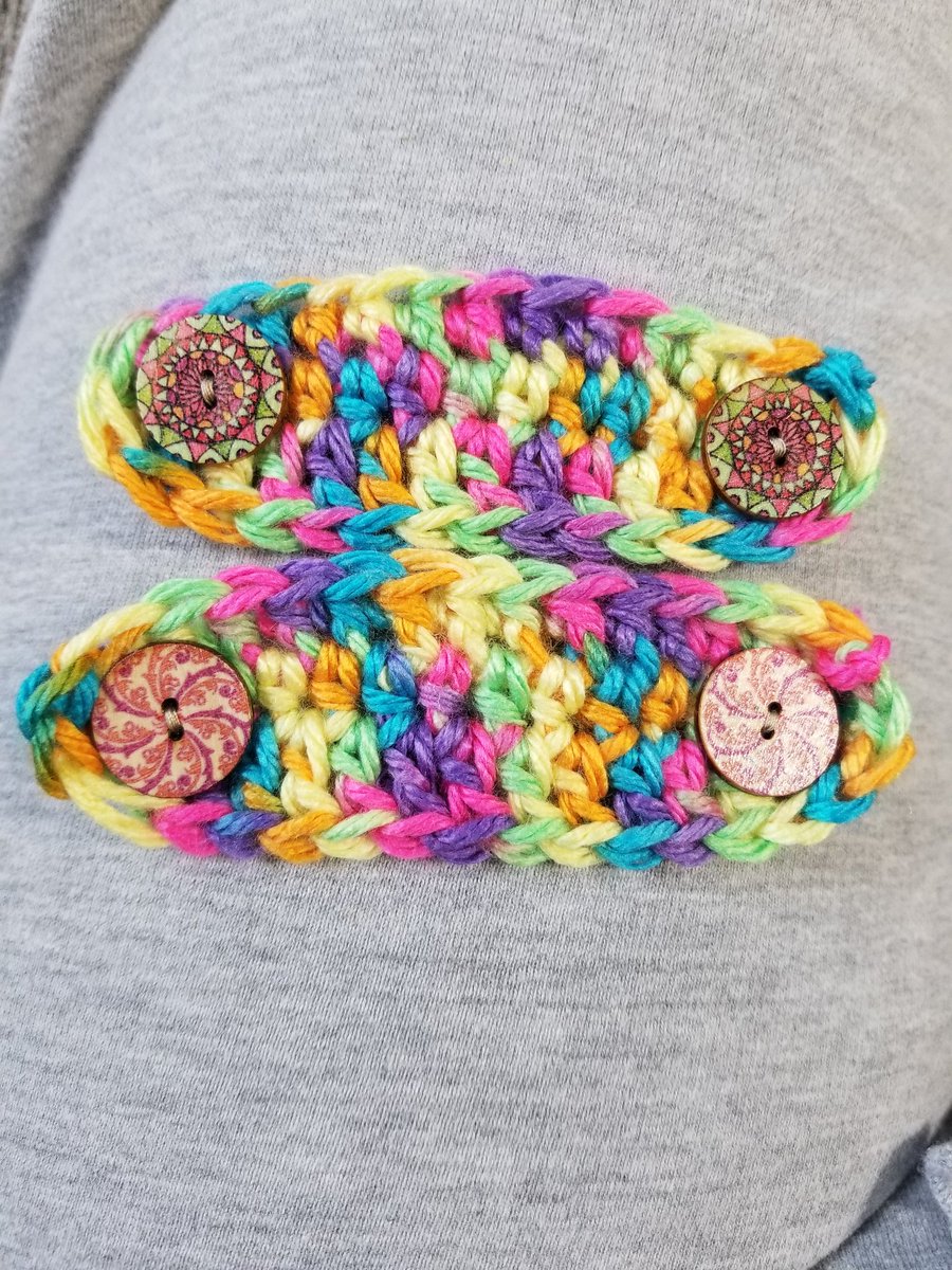 #CraftBlogClub Sorry I haven't been in touch lately. This lockdown is keeping me busy with homeschooling. But, I wanted to share a project I just started. I'm making Ear Savers. It was really easy and a nice way to do my part as a crafter/crocheter