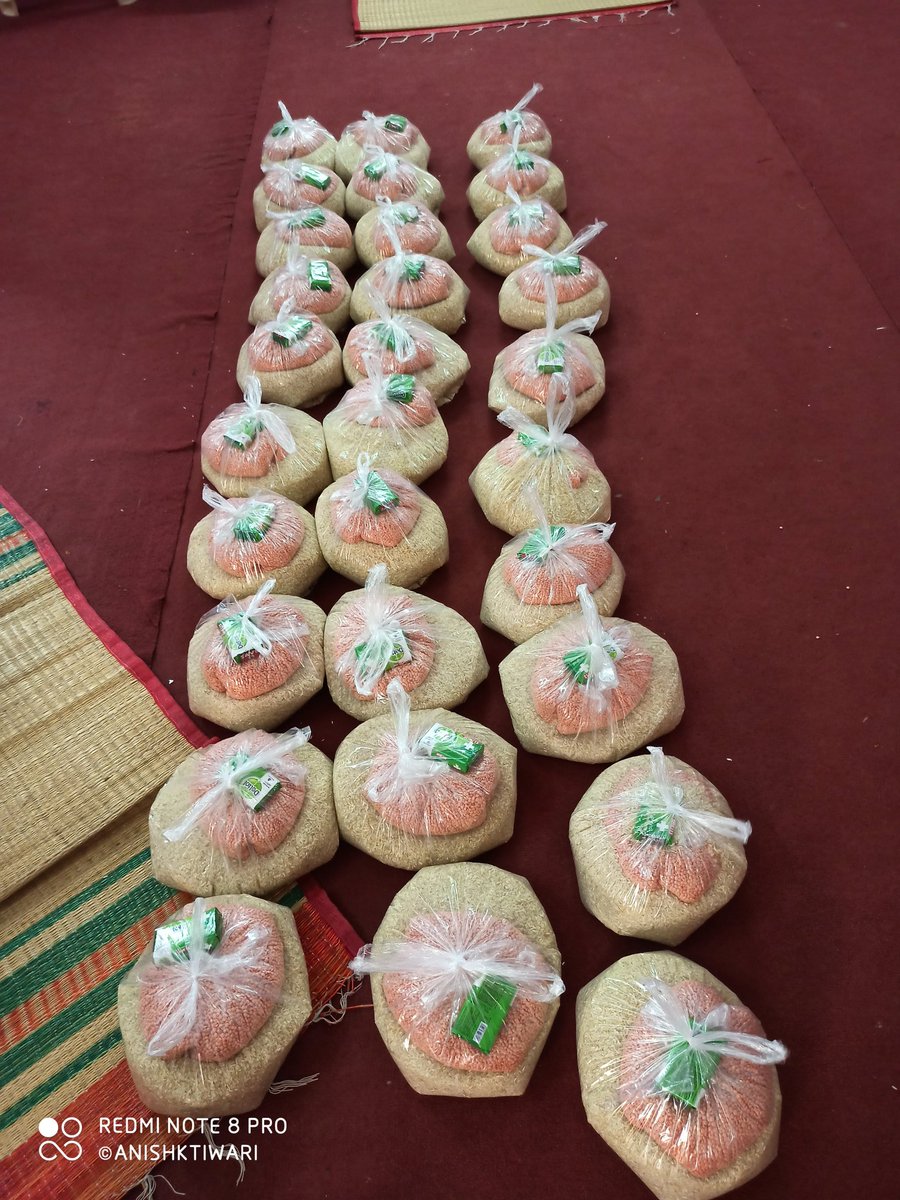 ShouTech's tweet photo. We are ready to help people by providing food to poors.
Bug thanks to all our friends of team @ShouTech and @XBikersNCR to donate money in our #fundraising campaign
#HelpingHands #Help #Covid_19 #fundraiser #clapforourcarers #charity #SocialDistancing #StayHome #StayHomeSaveLives https://t.co/x0g73q5AcT