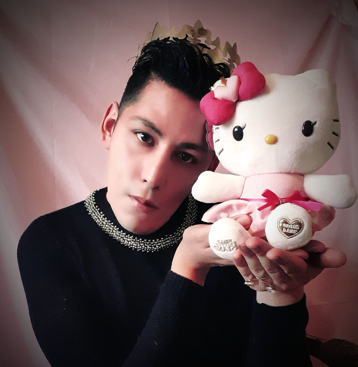 Daniel Palomera Sur Twitter King Queen Hellokitty Hellokittyisland Sanrio Pink King Queen Chanel Hellokittycollector Hellokittymania Hellokittylover Hellokittyfan ハローキティ かわいい キティちゃん ピンク おしゃれ モデル Daniel Palomera Sur Twitter King Queen Hellokitty Hellokittyisland Sanrio Pink King Queen Chanel Hellokittycollector Hellokittymania Hellokittylover Hellokittyfan ハローキティ かわいい キティちゃん ピンク おしゃれ モデル
