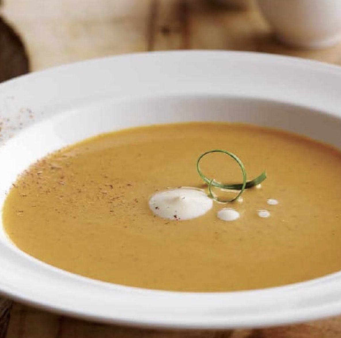 WalkingMatters's tweet photo. Top #chefs and #culinarians will appreciate @OneidaFS's Sant'Andrea collection Cromwell #dinnerware’s presentation attributes including generous plating surfaces and an attractive warm white body color. 😍😍
#TabletopMatters
#ThisIsOneida #UpgradeToOneida https://t.co/OSbzoET8jY