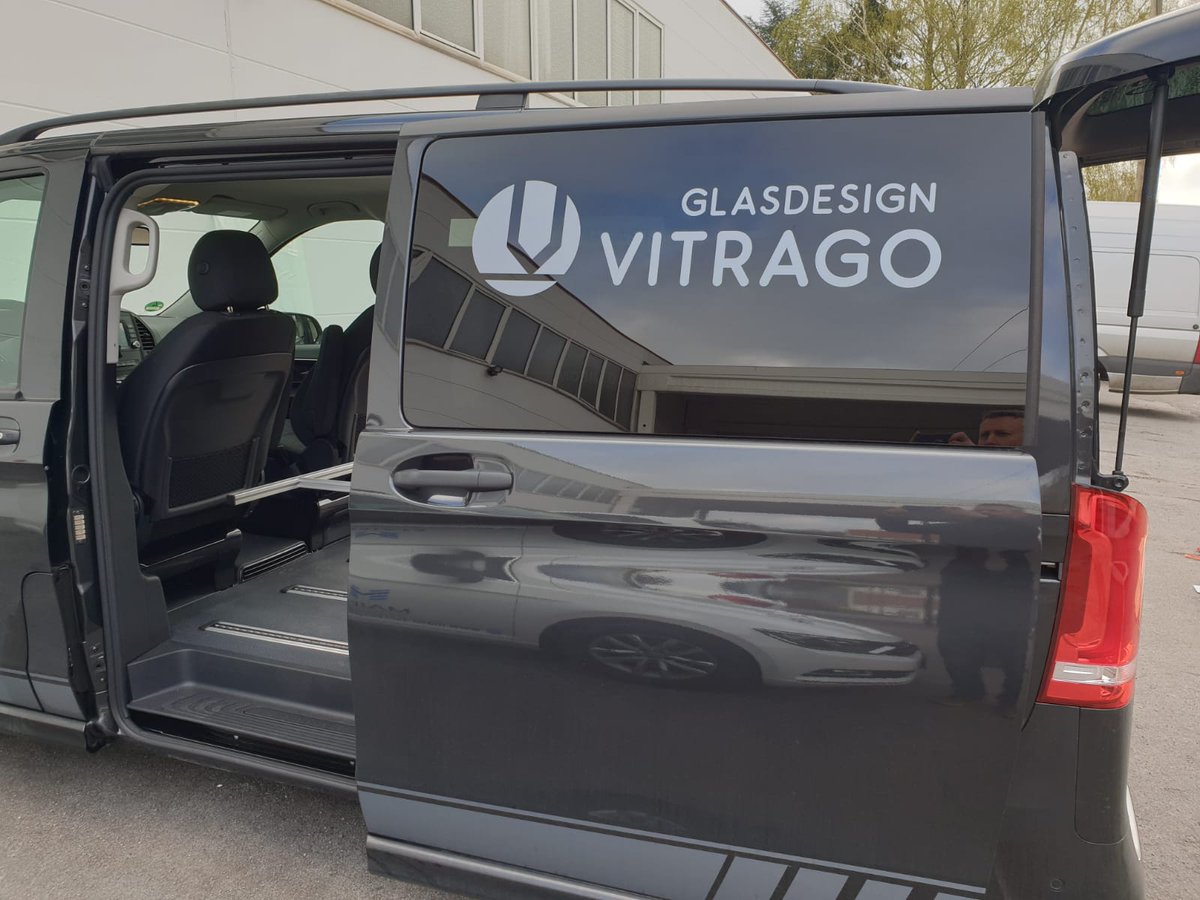 #Glaselemente #ESG, #VSG auf einem #Glasgestell, #Glasbock, #Transportgestell aus #Aluminium #nachmass, #nachkundenwunsch sicher transportieren! Wir bedanken uns für die hervorragende #Beratung und #Ausführung bei @maierfahrzeugeinrichtungen Weitere Infos: maier-fahrzeugeinrichtungen.de