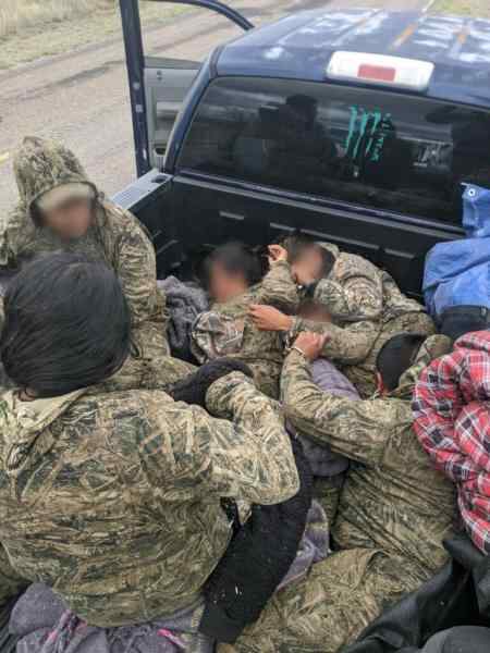 Border Patrol agents rescued a Honduran family from the Rio Grande River:  https://bit.ly/33wHmGz&q... disrupted a smuggling attempt involving 9 people and assorted narcotics:  https://bit.ly/2Wag5b6&q... and seized 86lbs of meth at an immigration checkpoint:  https://bit.ly/2QlV1KU&q...