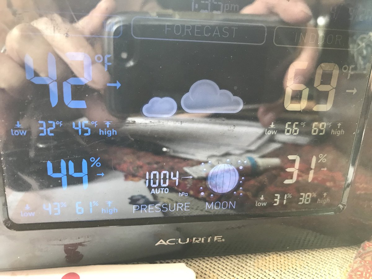 DebWard628's tweet image. 42 degrees outside and here come bluish green nucleated ice balls while I was pulling picker bushes out of the ground #climateengineering