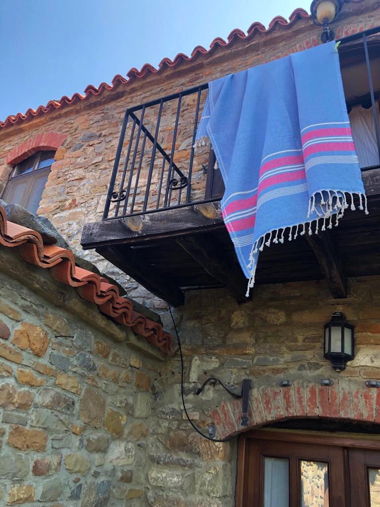 eselba_'s tweet photo. Summer dream. Enjoy your quarantine time with ⒺⓈⒺⓁⒷⒶ towels! 💟

https://t.co/dBPBJP0IX7 
#quarantine #corona #quarantineandchill 
#eselba #peshtemal #towel #cotton #spa #bamboo #trendyol  #amazon #amazonsellers #naturelovers  #sale #home #surf #summer  #homesweethome https://t.co/Vqm11hCZmx