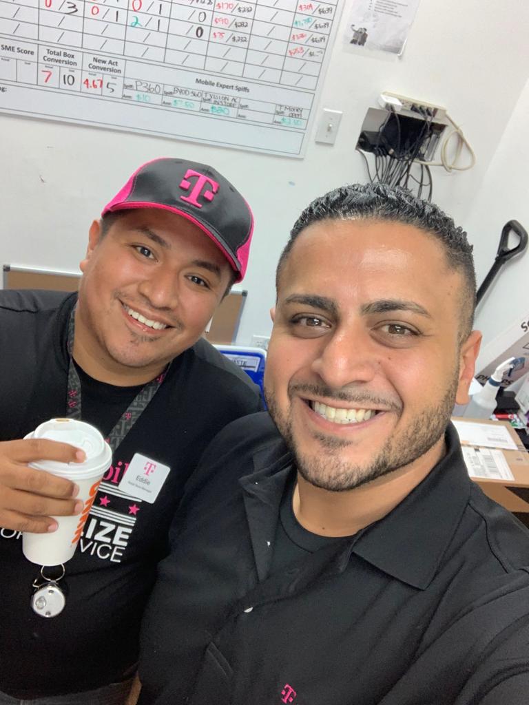 e_holmes tweet media