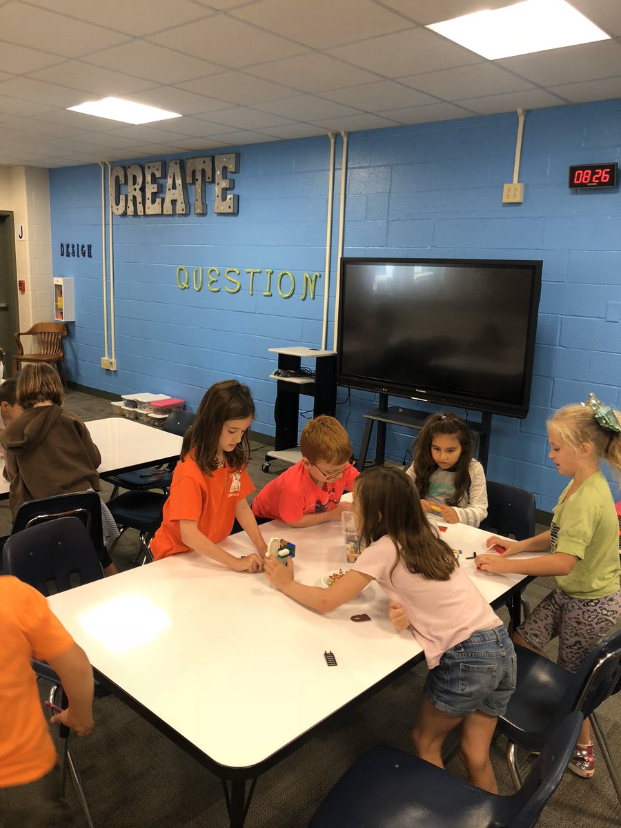 Mrs. Ann Bishop tweet media